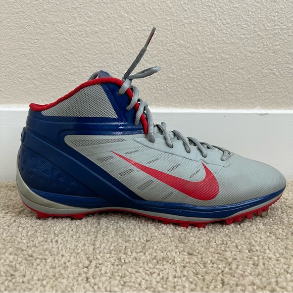 Nike Football Cleats - Picture 1 of 4